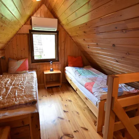 Holiday Home Near Lake Mausz, Kashubia, Cleaning Included 別荘